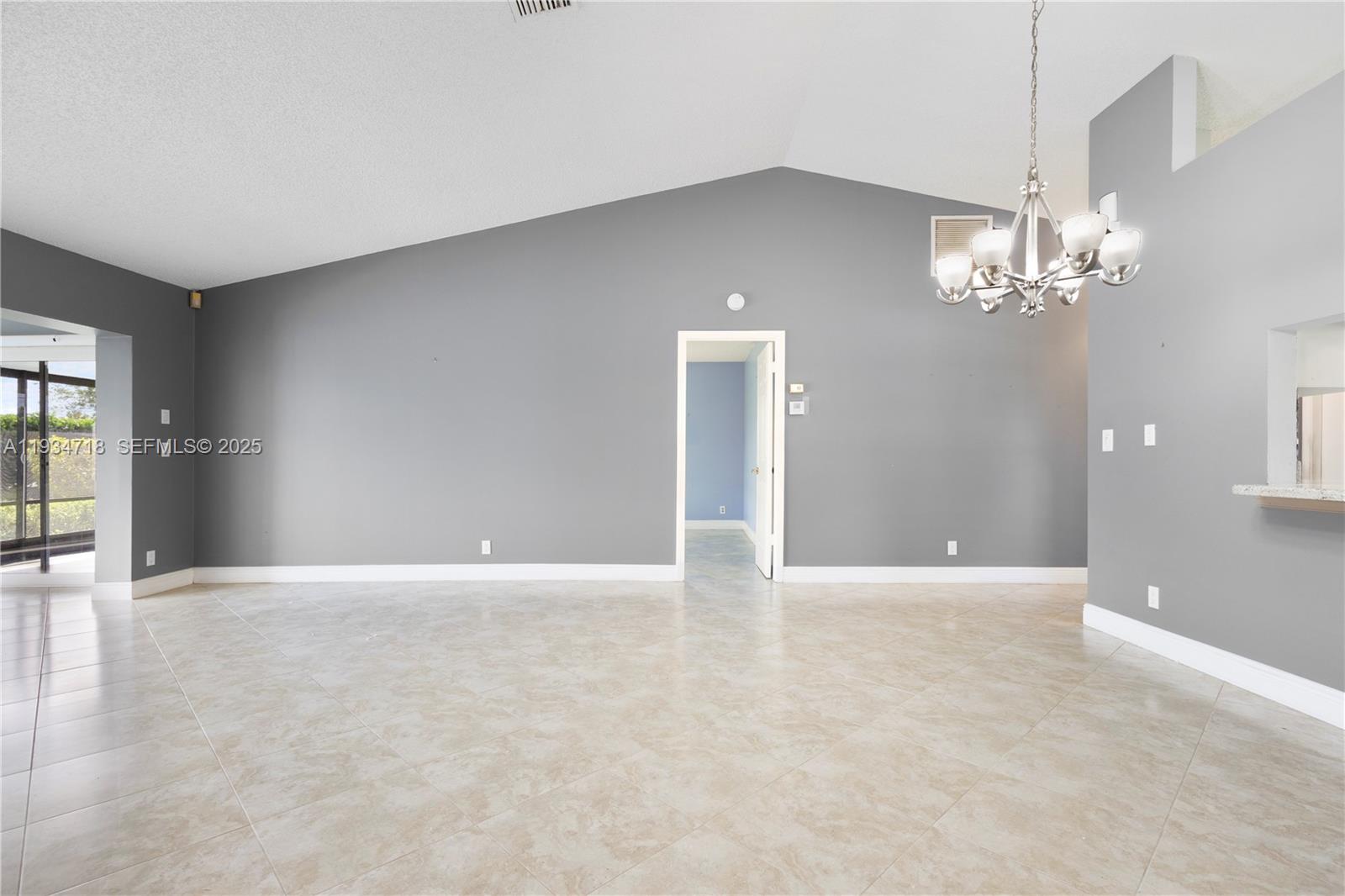 21314 Chinaberry Drive Boca Raton, FL 33428 - Photo 9 of 31