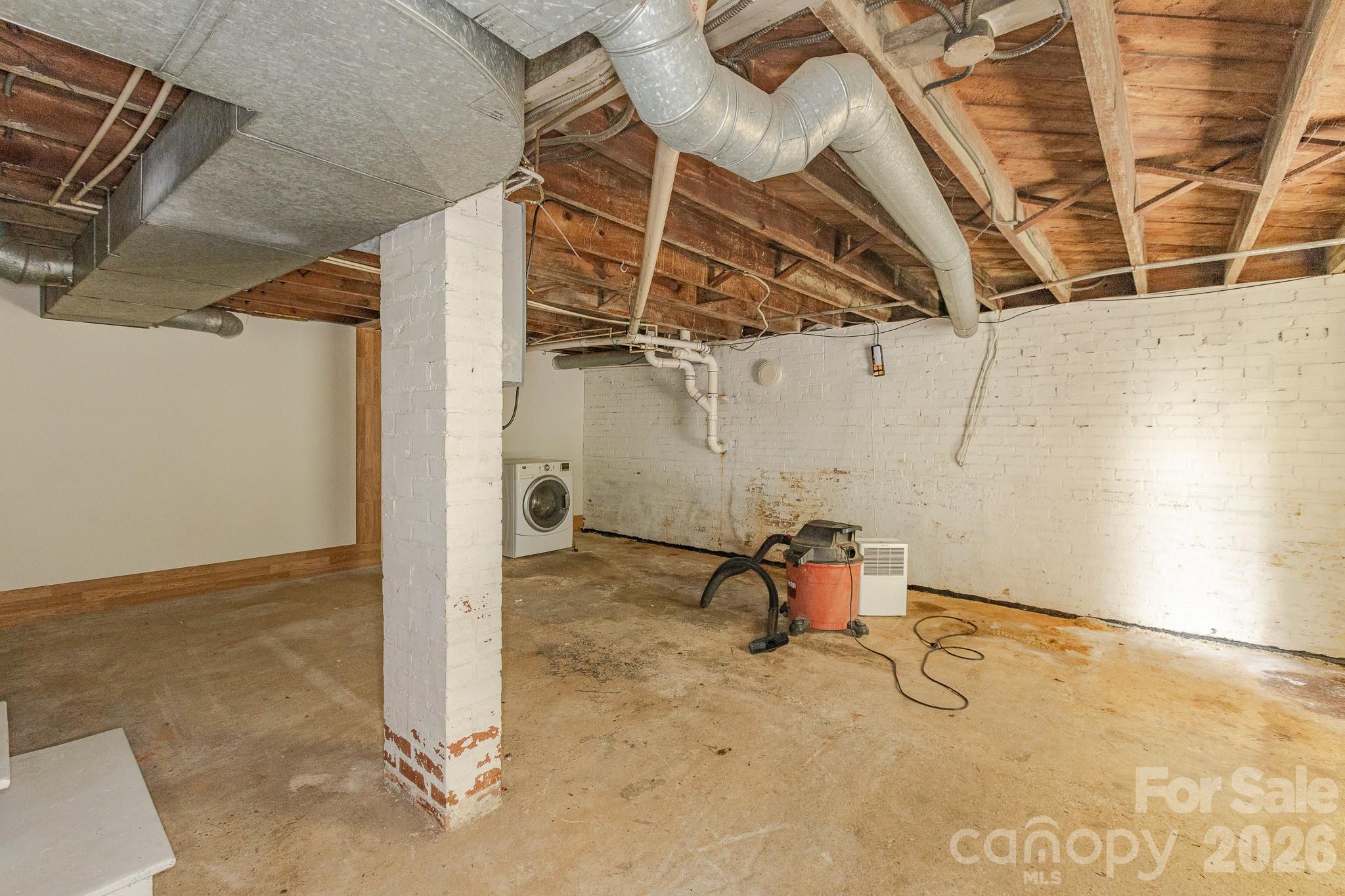 46 Gilkey Street Marion, NC 28752 - Photo 17 of 34