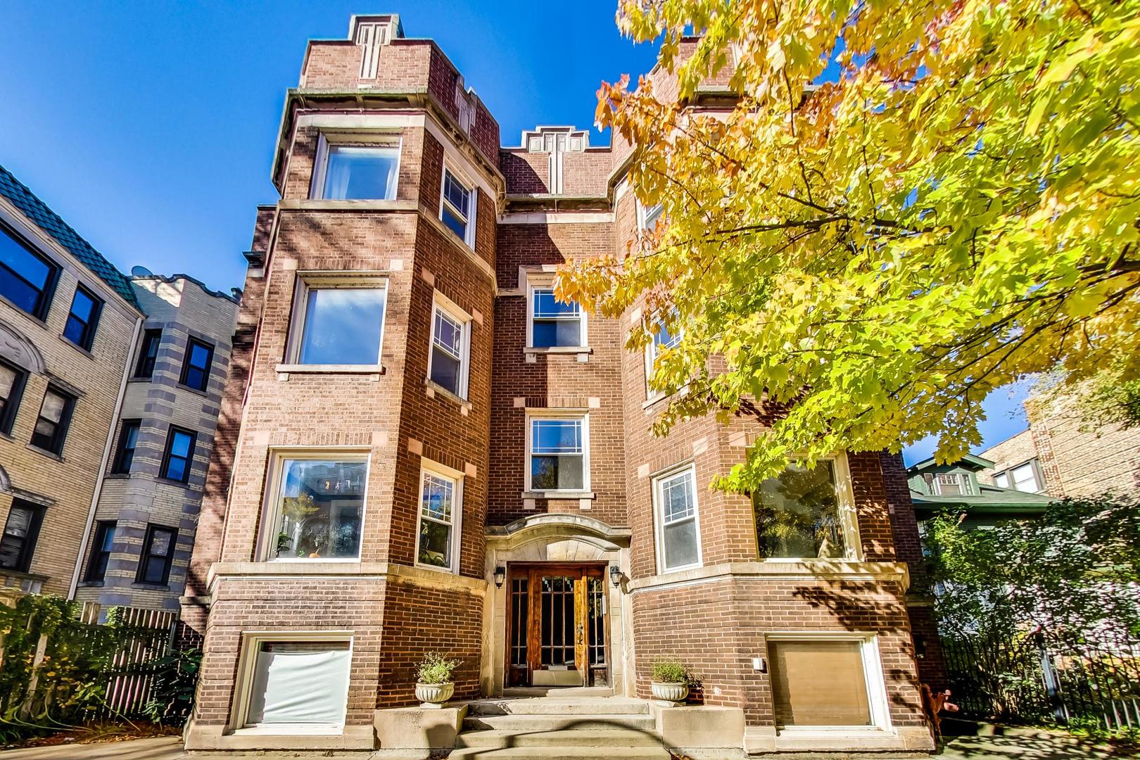 6816 North Lakewood Avenue, Unit 2, Chicago, IL 60626 | Compass