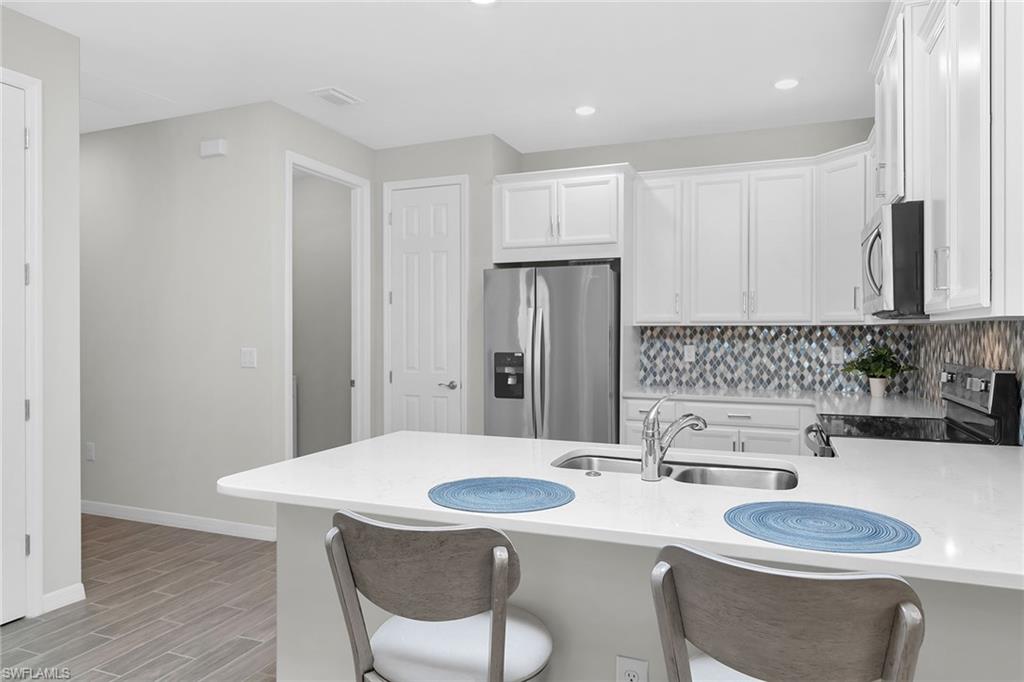 1265 Enbrook Loop Naples, FL 34114 - Photo 6 of 28