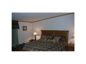 275 South Cave Road Bloomington, IN 47403 - Photo 9 of 11 Gallery Image 9