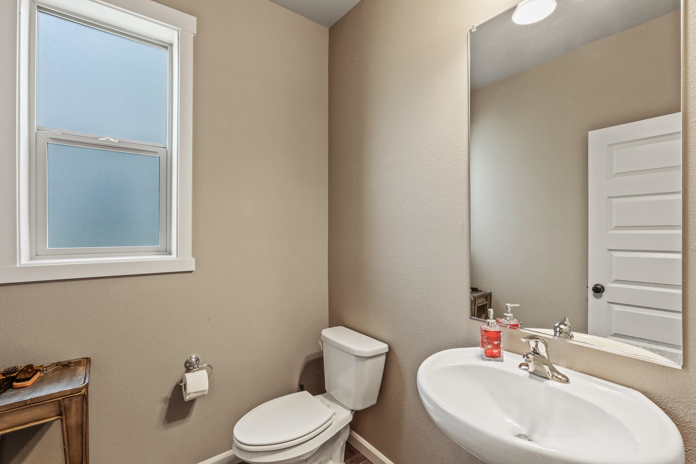 7018 Harlow Road Cheney, WA 99004 - Photo 10 of 29 Gallery Image 10
