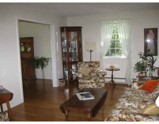 34 Timber Lane Topsfield, MA 01983 - Photo 8 of 14 Gallery Image 8