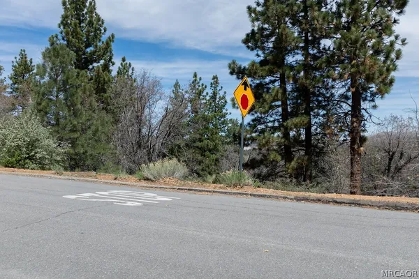 $129,900 | 1530 Tuolumne Road, Big Bear City, CA 92314