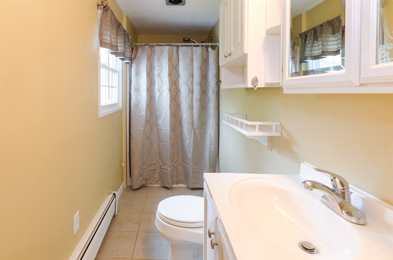 96 Dutton Road Lyndeborough, NH 03082 - Photo 23 of 40