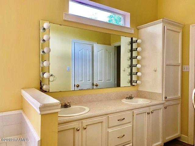 1013 Rosedown Lane Lafayette, LA 70503 - Photo 10 of 16