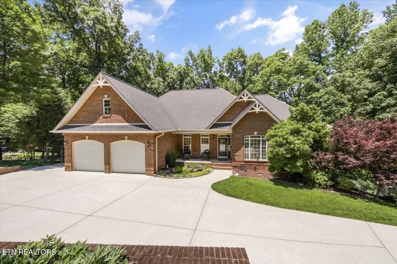 103 Winchester Circle Oak Ridge, TN 37830 - Photo 3 of 58 IMG_3085