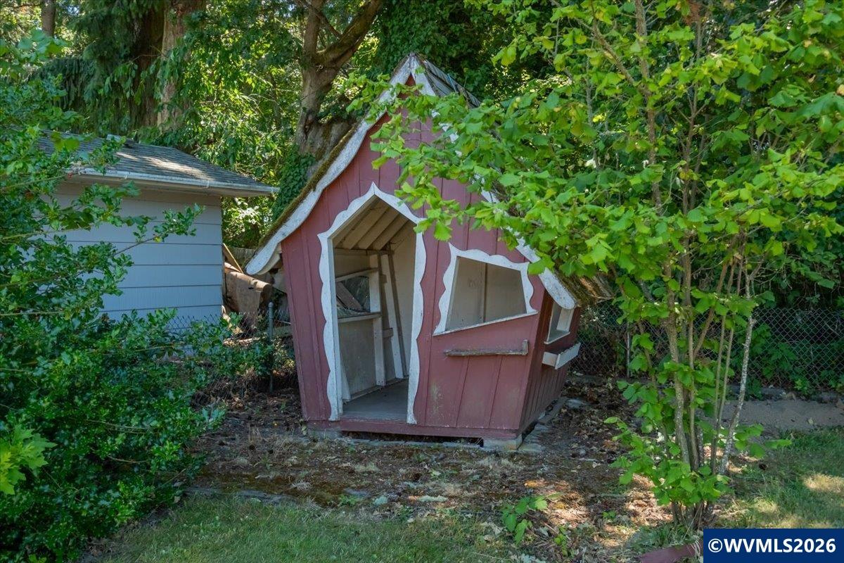 2140 Southwest 17th Avenue Albany, OR 97321 - Photo 40 of 46