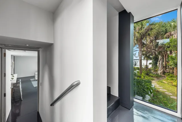 $6,495,000 | 1924 Northwest Shore Terrace, Stuart, FL 34994