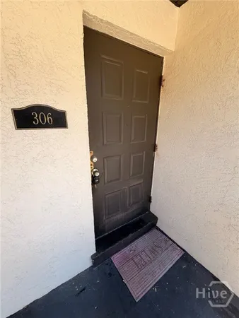 $1,300 | 12510 White Bluff Road, Unit 306, Savannah, GA 31419