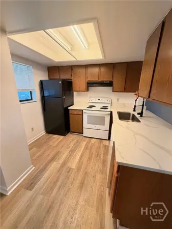 $1,300 | 12510 White Bluff Road, Unit 306, Savannah, GA 31419