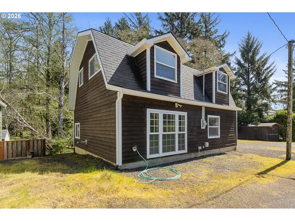 $425,000 | 1993 Myrtle Avenue, Tillamook, OR 97141