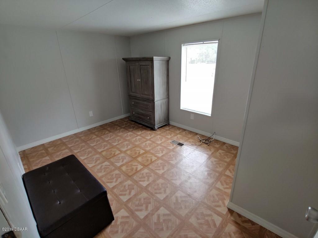4279 Cow Creek Road Edgewater, FL 32141 - Photo 12 of 17 0514191444_HDR (Medium)