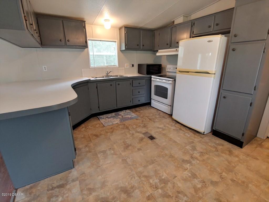 4279 Cow Creek Road Edgewater, FL 32141 - Photo 7 of 17 0514191446_HDR (Medium)