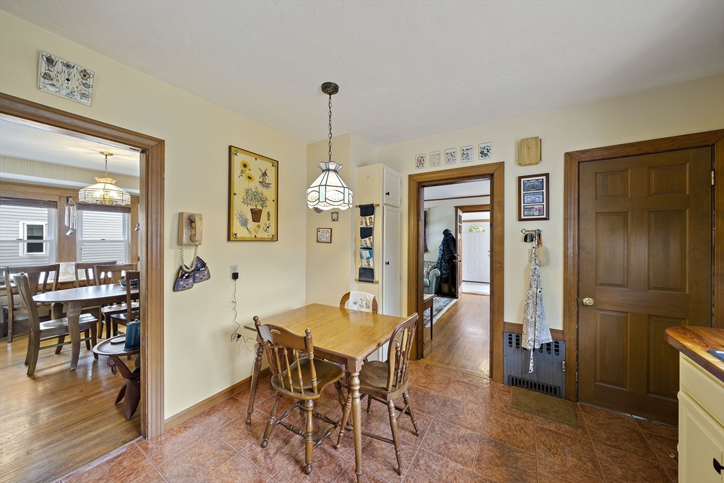 10 Waldron Road Braintree, MA 02184 - Photo 14 of 41