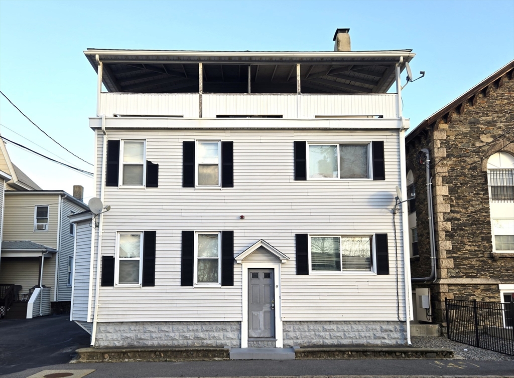 9 Cedar Street, Unit 2R Taunton, MA 02780 - Photo 1 of 12