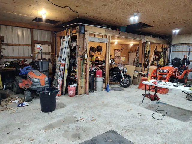 $279,900 | 1233 Robinson Road, Quincy, MI 49082