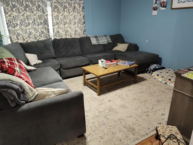 $279,900 | 1233 Robinson Road, Quincy, MI 49082