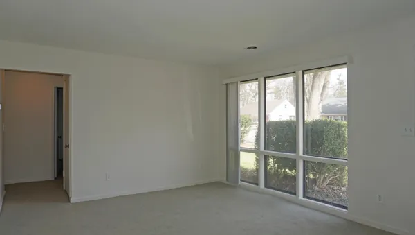 $2,000 | 2364 Pinecrest Avenue, Ann Arbor, MI 48104
