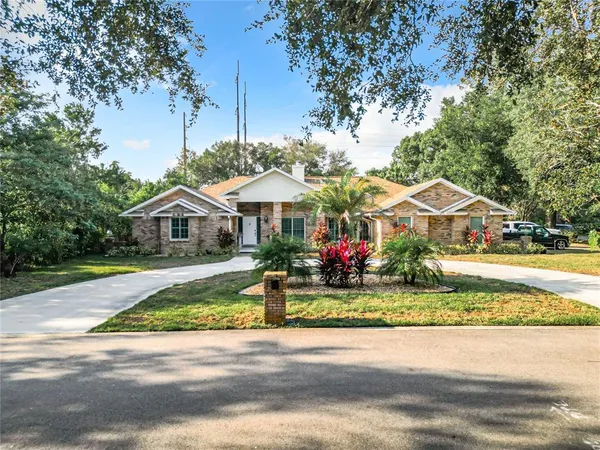 $990,000 | 8707 Fernwicke Court, Orlando, FL 32819