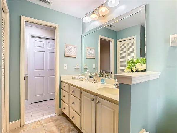 $990,000 | 8707 Fernwicke Court, Orlando, FL 32819