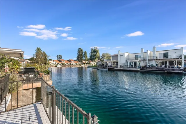 $699,950 | 1654 Edgewater Lane, Camarillo, CA 93010