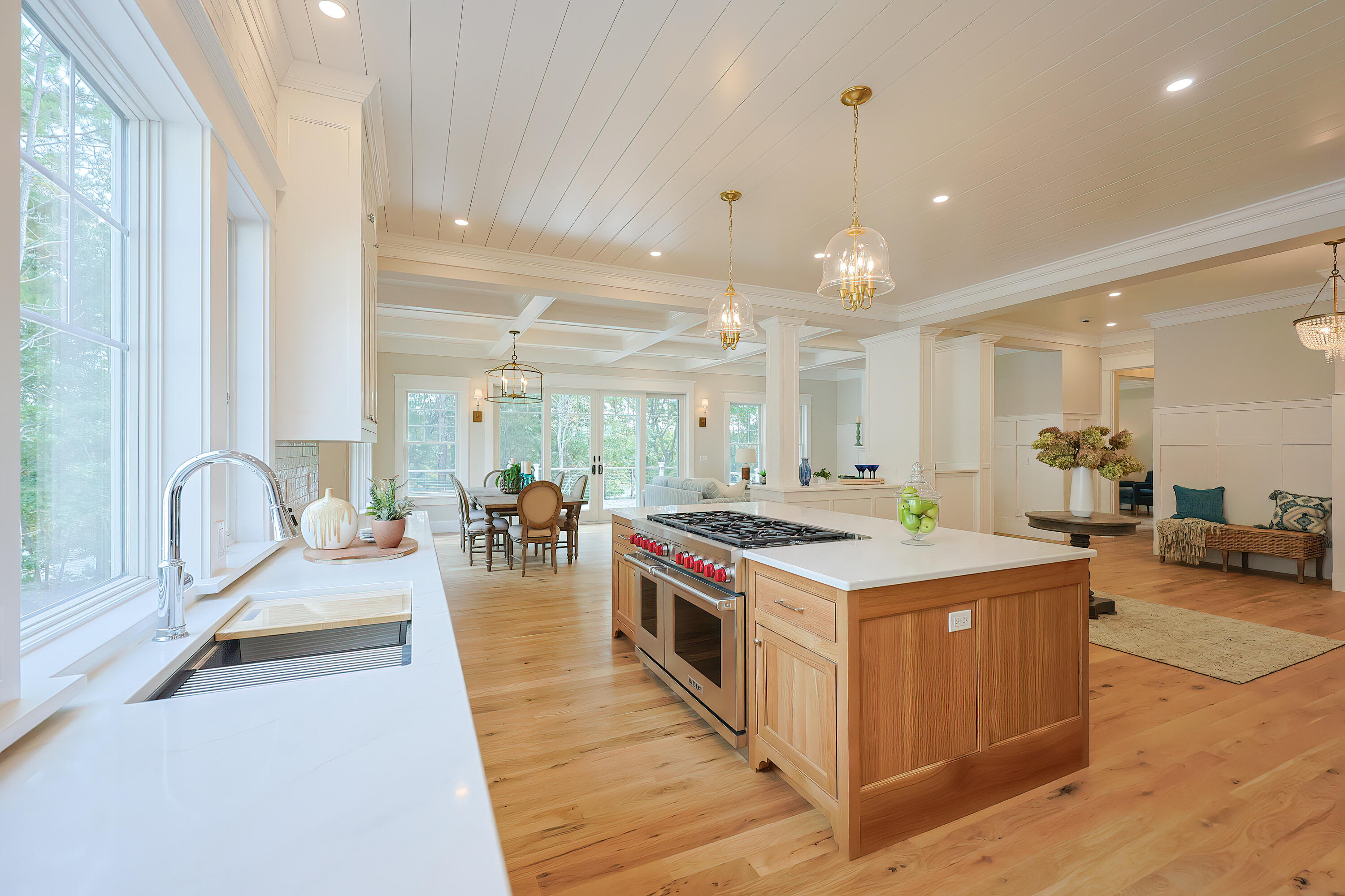 28 Quaker Run Road Mashpee, MA 02649 - Photo 6 of 49 Kitchen