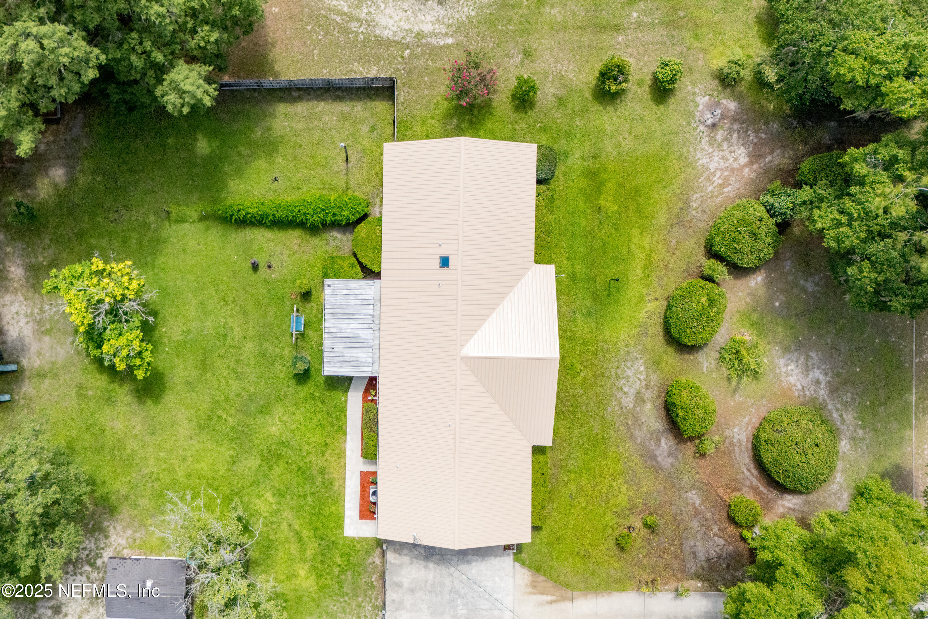 363 Southeast 73rd Street Starke, FL 32091 - Photo 29 of 49 an aerial view of a house with pool yard seating and yard