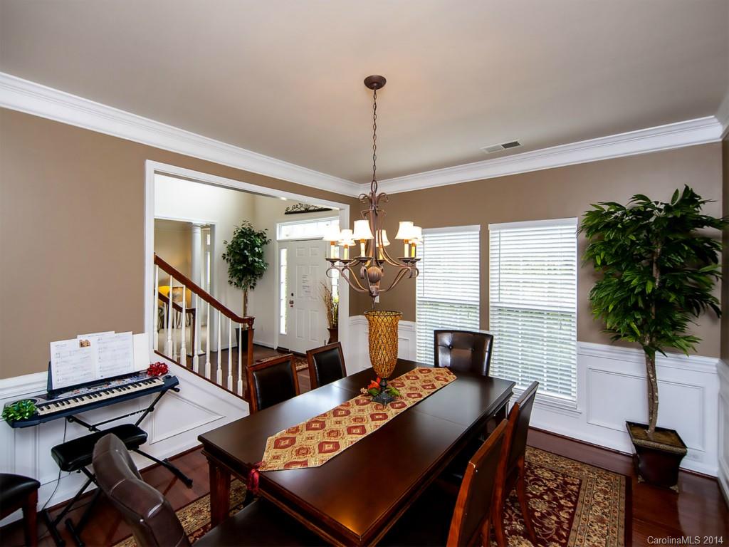 327 Drake Park Avenue Fort Mill, SC 29708 - Photo 4 of 24 Gallery Image 4