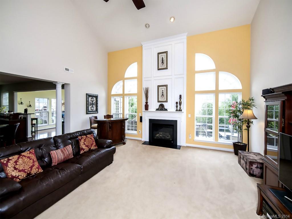 327 Drake Park Avenue Fort Mill, SC 29708 - Photo 6 of 24 Gallery Image 6