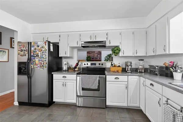 $2,300 | 4604 Northwest 44th Place, Gainesville, FL 32606