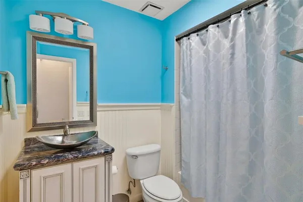 $2,300 | 4604 Northwest 44th Place, Gainesville, FL 32606