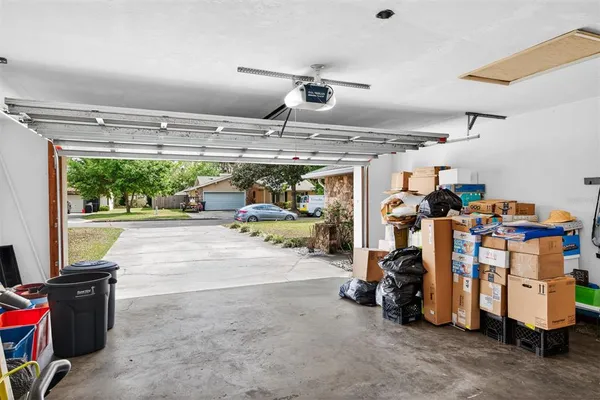 $2,300 | 4604 Northwest 44th Place, Gainesville, FL 32606