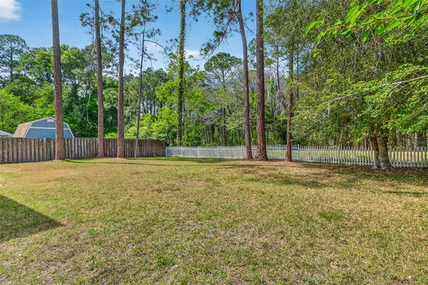 $2,300 | 4604 Northwest 44th Place, Gainesville, FL 32606