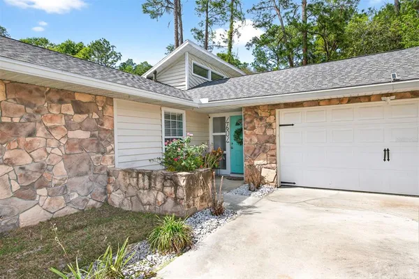 $2,300 | 4604 Northwest 44th Place, Gainesville, FL 32606