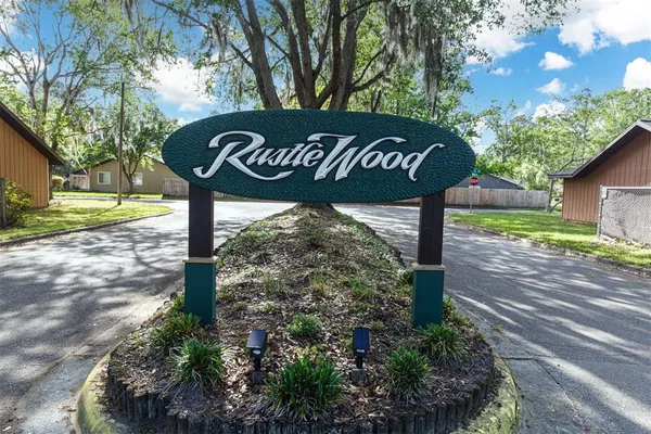 $2,300 | 4604 Northwest 44th Place, Gainesville, FL 32606