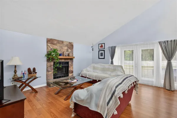 $2,300 | 4604 Northwest 44th Place, Gainesville, FL 32606
