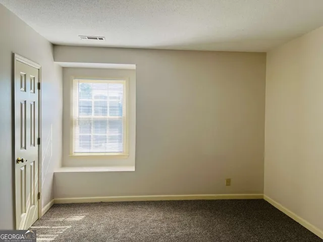 $950 | 207 Harwell Avenue, Unit A4, LaGrange, GA 30240