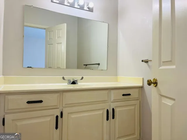 $950 | 207 Harwell Avenue, Unit A4, LaGrange, GA 30240