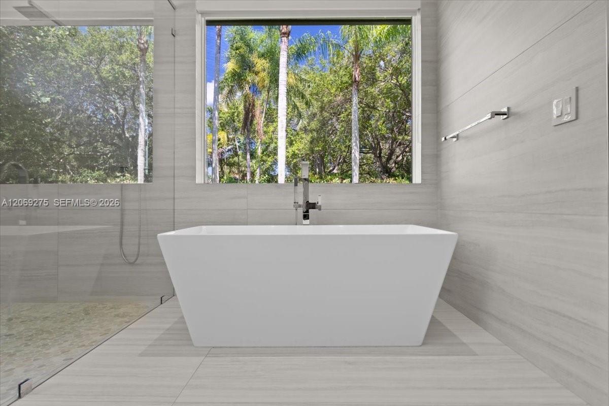 9025 Southwest 114th Street Miami, FL 33176 - Photo 19 of 45 Photo 19