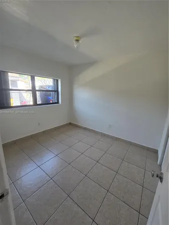 $1,750 | 15 West 9th Street, Unit 3, Hialeah, FL 33010