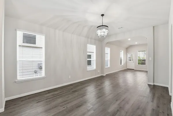 $1,745 | 2914 Lawrence Park, Conroe, TX 77304