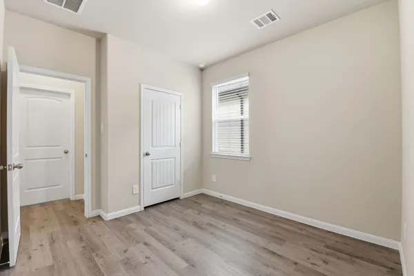 $1,745 | 2914 Lawrence Park, Conroe, TX 77304