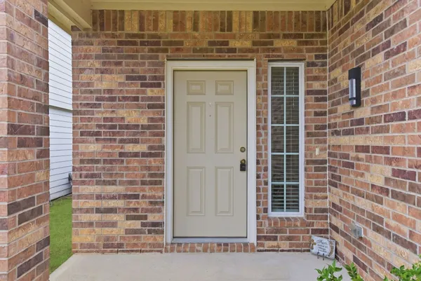 $1,745 | 2914 Lawrence Park, Conroe, TX 77304