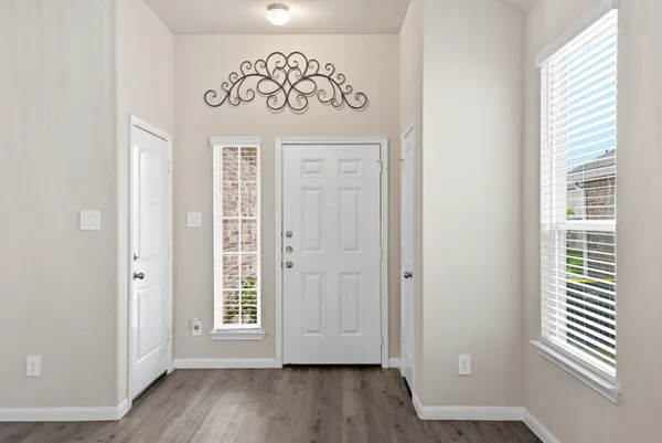 $1,745 | 2914 Lawrence Park, Conroe, TX 77304