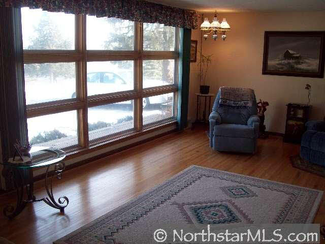 2913 Felton Court Southwest Rochester, MN 55902 - Photo 4 of 10
