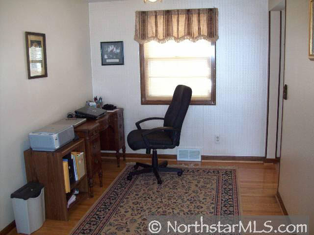 2913 Felton Court Southwest Rochester, MN 55902 - Photo 6 of 10
