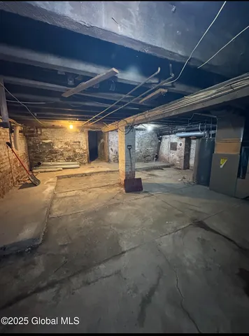 $175,000 | 3 Osborne Street, Albany, NY 12202