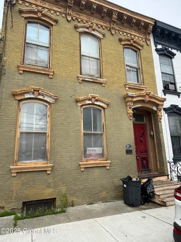 $175,000 | 3 Osborne Street, Albany, NY 12202