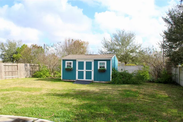 $3,500 | 3707 Parkcrest Court, Pearland, TX 77584